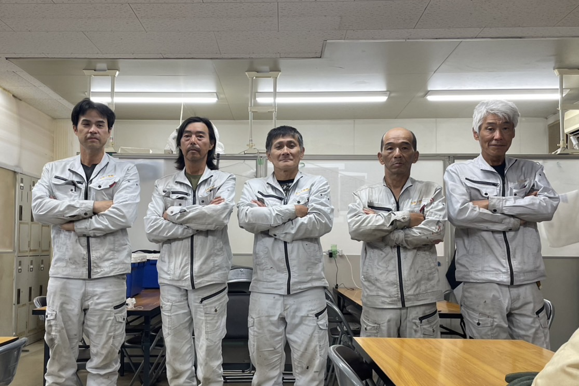 従業員の集合写真